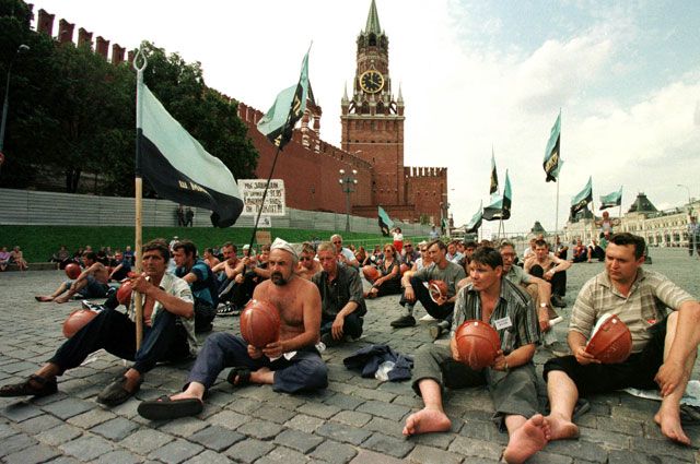 The miners in question who made it to Moscow in 1993.